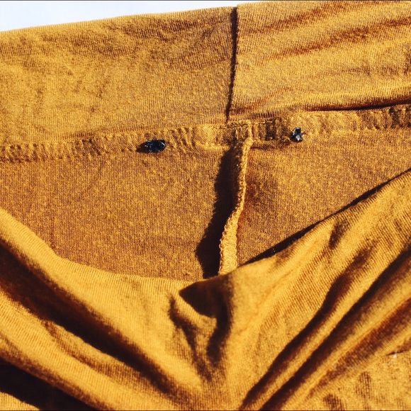 Off the shoulder long sleeve - Picture 2 of 2